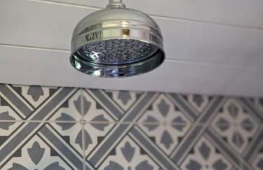 Kenny’s Hut - Foto 25