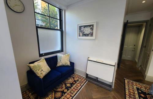New Boutique Ground Floor Apartment - Photo 10