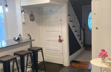 New Leeds listing Near Graces diner and Hudson! - Foto 20