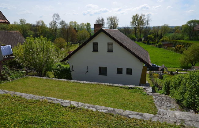 Detached Cottage With Fireplace, Near the River Ohre - Foto 15