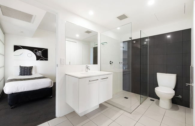 Ocean Pacific Broadbeach - Photo 51