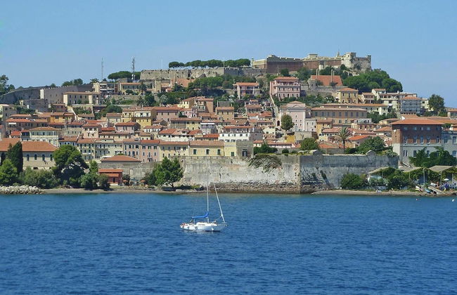 Apartment in Capoliveri Near Sandy Beaches - Foto 38