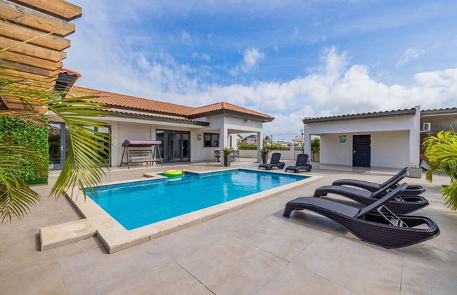 NEW 6BR Villa w Pool Across Street Palmbeach - Foto 37