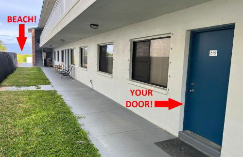 Beachside Condo in Cocoa Beach, Florida - 125 Feet to Beach! - Foto 14