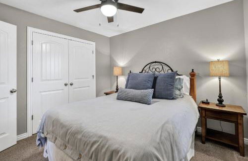 Near Zion 3BR Sleeps 8 Covered Patio Dining - Foto 24