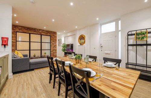 Brand New Apt - Beach Breeze Spacious 1-Bedroom Apartment with parking - sleeps 4 ppl- internet - Foto 23