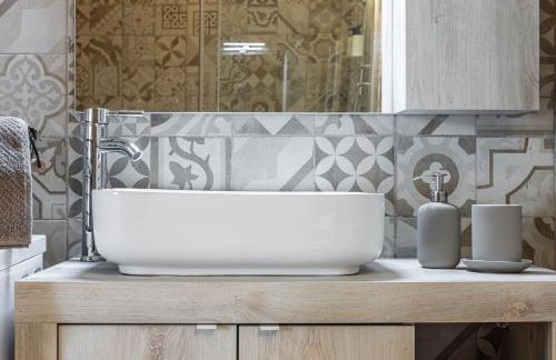 Santa Giulia Suite - 15min from Duomo - Rogoredo FS - Foto 23