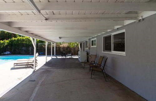 4 Bedroom West Hills Charmer with Pool - Foto 30