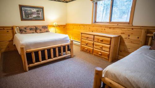 Spacious 6Bedroom Cabin Style Home - Sleeps 18 - Near Birch Lake - Timber Bay - Parking - CB13 - Foto 3