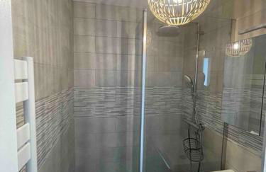 T2 Neuf en plein cœur de Rennes au bord de la vilaine - Foto 15