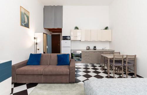 L'Acquario del principe, vicoli, porto e lanterna - Foto 4