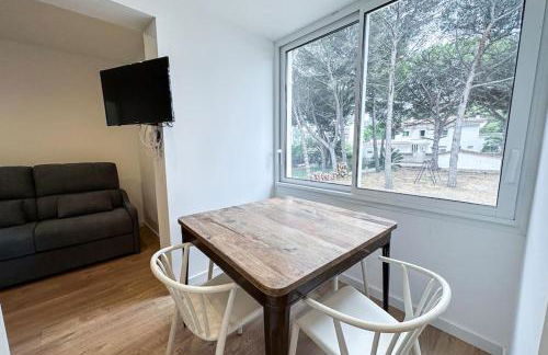 CAN ROMY APPARTEMENT T2D - à 80m de la plage de Cala Montgo - Foto 3