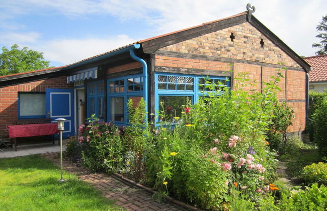 Holiday Home With Terrace in Graal-muritz - Photo 13