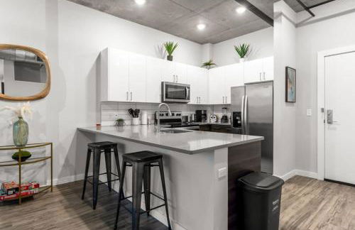 Spacious 2BR Retreat Perfect for Tropicana Events - Foto 8