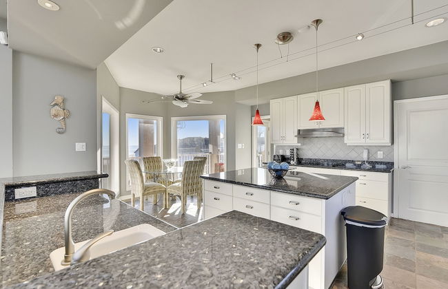 Chateau Soleil - Photo 12