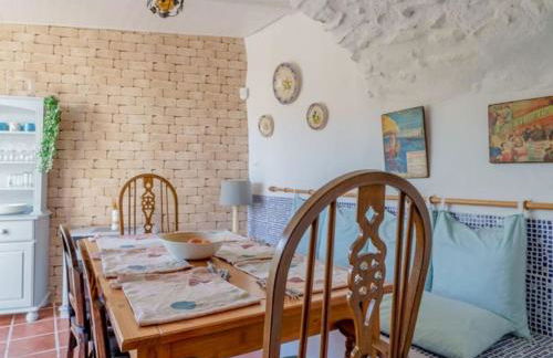 Casa rural con jacuzzi y chimenea en paraje único - La Casa del Pino - Foto 16