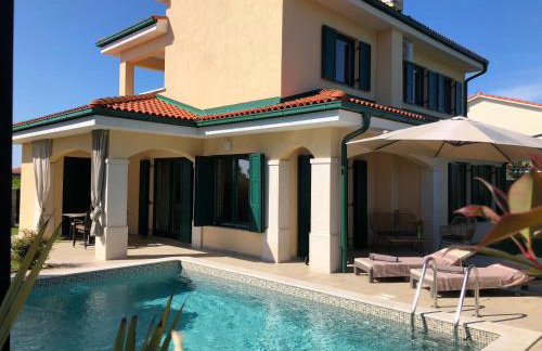 Villa "San Servolo House" with sea view and private heated pool! - Foto 6