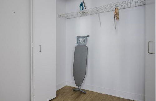 Blueground The Loop pool AC nr park CHI-1188 - Foto 18