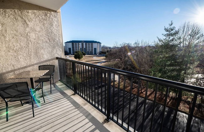 Luxurious Renovated Pool Basketball Playground - Foto 9