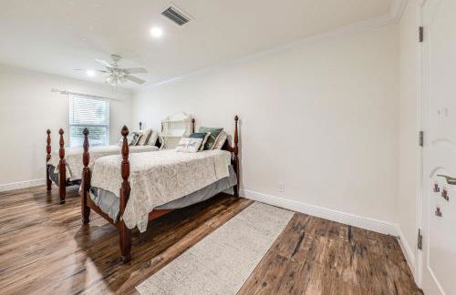 Pool and Home Theater Lighthouse Point Home! - Foto 20