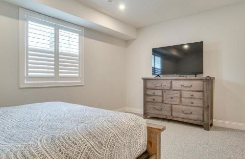 2 Mi to Public Beach! Cape Cod Gem with Fire Pit - Foto 23