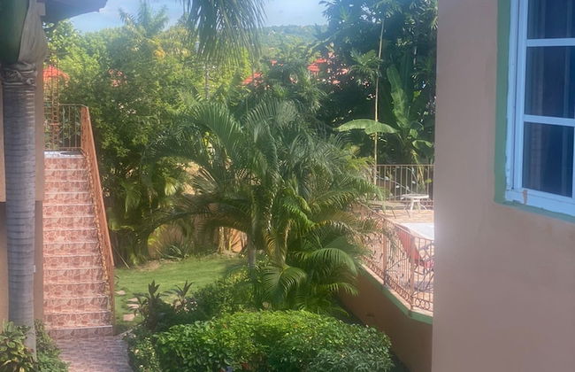 Montego Bay Ironshore Luxury Studios - Photo 33