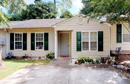 Pet Friendly condo, walk to the Masters - Foto 18