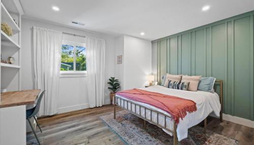 Luxury Lakeview Stay | Main&Guest House, Sleeps 10 - Foto 4