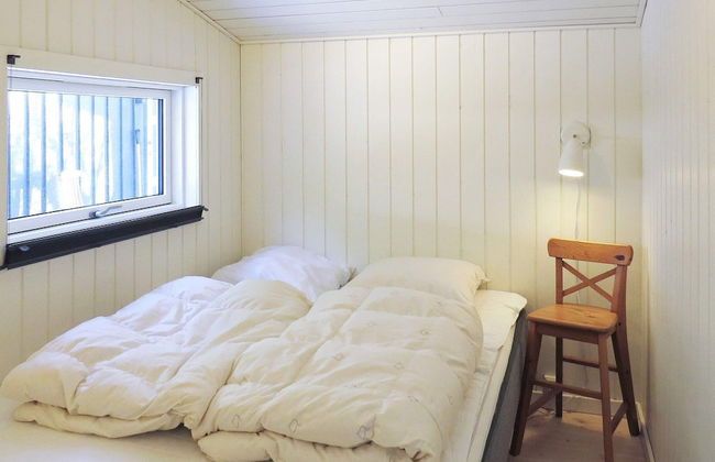 8 Person Holiday Home in Hals - Photo 18