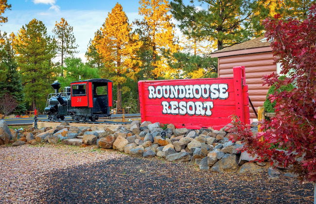 Roundhouse Resort - Photo 1