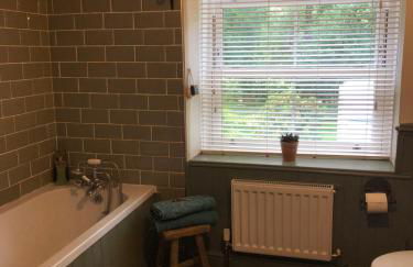 The Mews, Talley - Photo 3