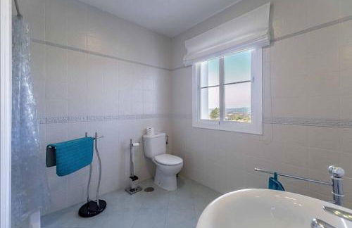 49-Exclusive Villa With Private Pool & Breathtaking Views in Mijas! - Photo 22