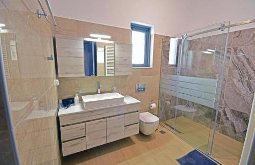 Konatsi Luxury Apartments - Photo 6