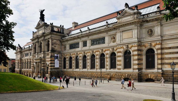 Fachada del Albertinum