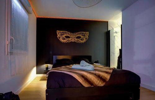 Love Room - Balnéo - Insolite- Détente - Foto 18