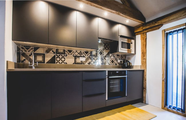 17th Century Cartshed Nestled In Welsh Countryside - Foto 4