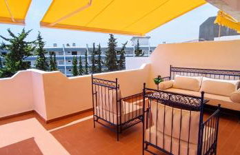 Blue & Yellow Penthouse with Terrace at Balaia Mar - Foto 8