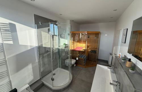 Penthouse mit Sauna, Jacuzzi & Tischkicker - Foto 25