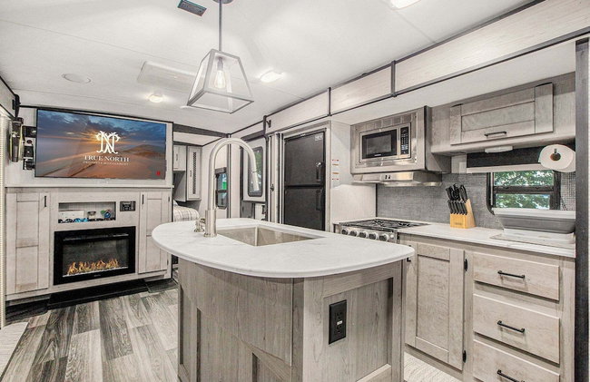 Stunning Newly Renovated Modern Beach House - 7633 - Foto 37