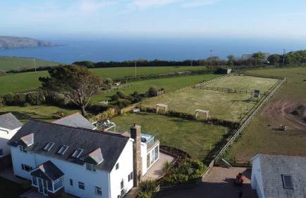 Devon House Hot Tub Sea Views & Family Fun - Foto 1