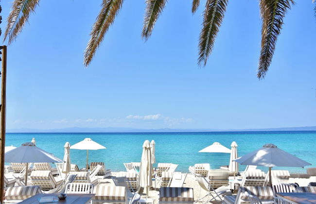 Stay at Beachfront Villa Lilia in Pefkohori, Halkidiki for a Dreamy Vacation - Foto 28