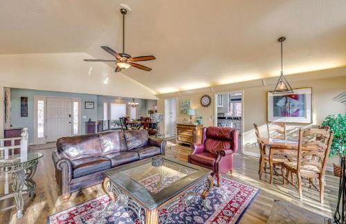 Lakefront Hot Springs Village Home with Private Dock - Foto 12