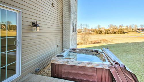 Harrisonburg Retreat with Hot Tub about 2 Mi to JMU - Foto 2