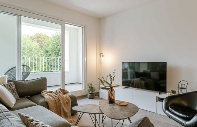 Spacious Apartment in Kortrijk - Photo 7