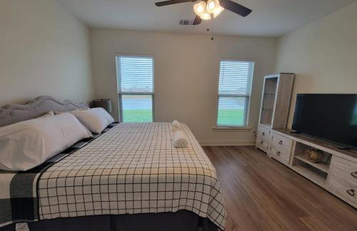 Sunset Hideaway 15 min from Downtown Lake Charles - Foto 7