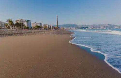 Amplio apartamento, playa, tren - Foto 8