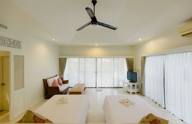 Villa Raya Private Pool Villas Resort - Photo 26