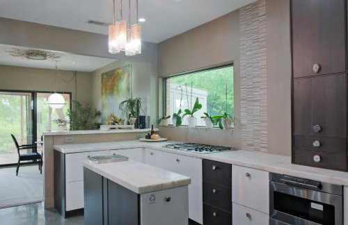 Luxe Dallas Estate Nearly Half Acre Skyline Views - Foto 49