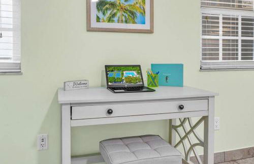 Bright 2BR Condo with Breathtaking Ocean View - Foto 19