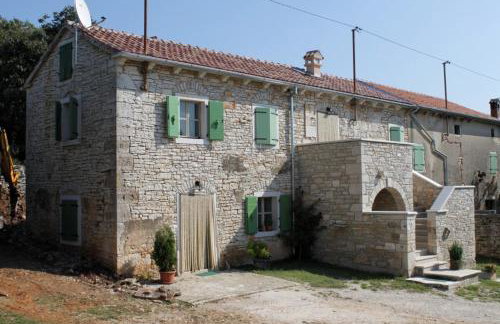 Apartments with a parking space Heraki, Central Istria - Sredisnja Istra - 7167 - Foto 3